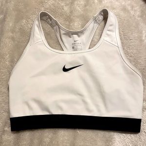 Nike racer back sports bra
